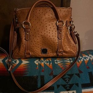Nice like new Dooney & Burke authentic hand bag